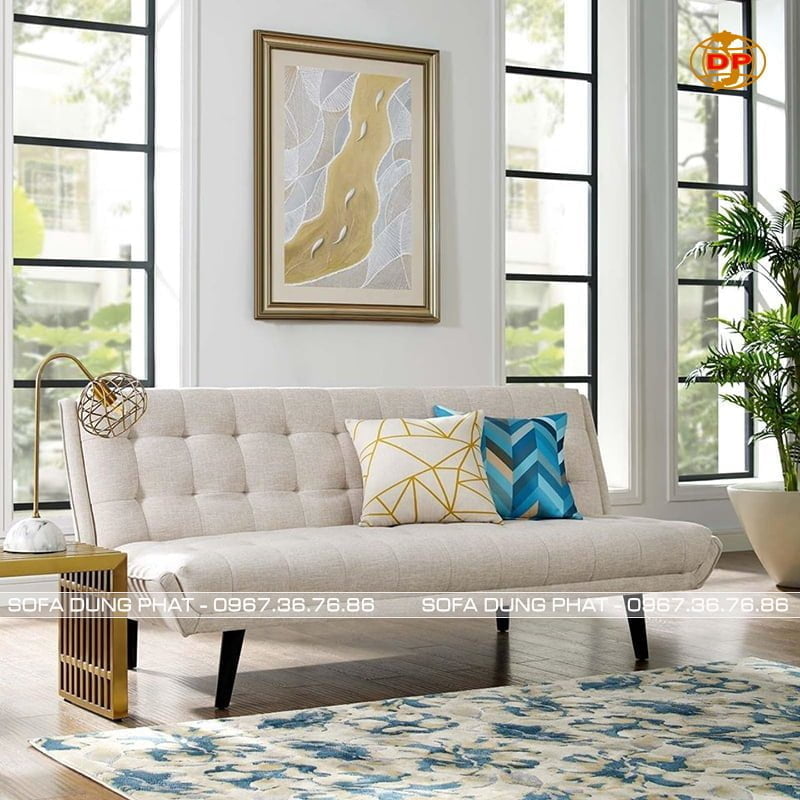 Sofa giá rẻ được thiết kế đơn giản với kích thước nhỏ nhưng vải bọc của nó lại có độ bền không cao